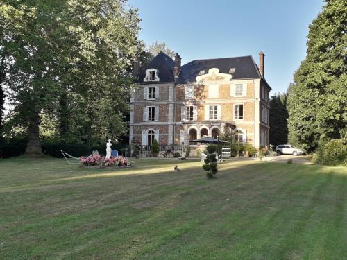 Aincourt Villa | Château de la Bucaille - entier