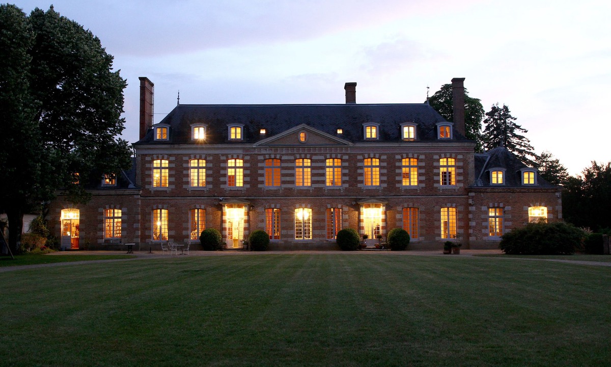 Villeny House | Château de la Giraudière