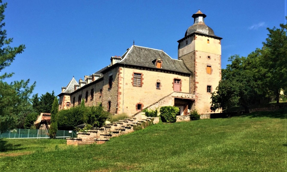 Onet-le-Chateau House | Château de La Roquette