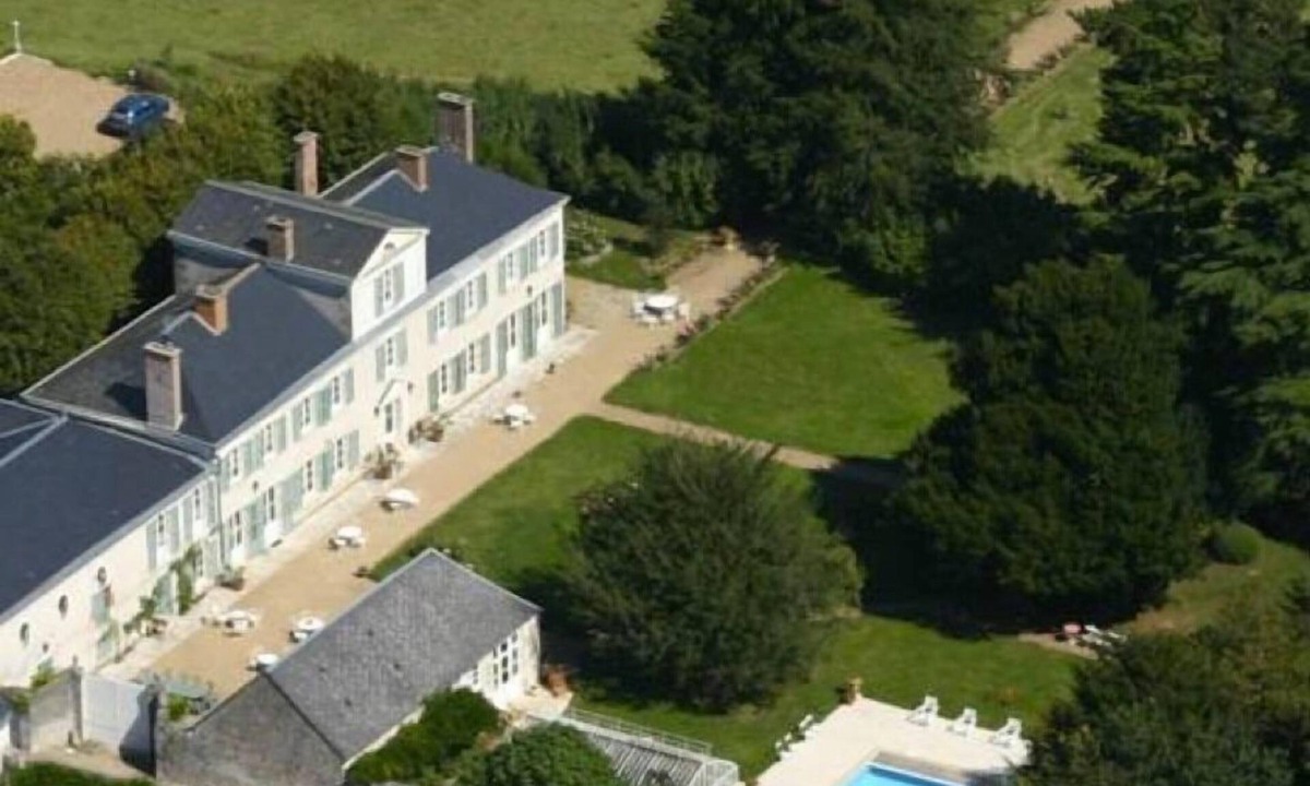 Suevres Bed & Breakfast | Château de la Rue