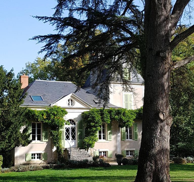 Saint-Aout House | Château de La Villette