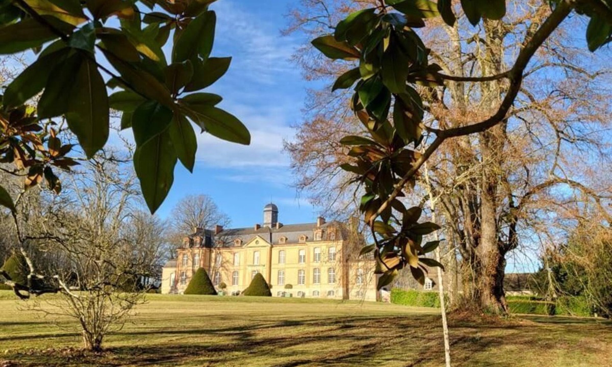 Lombron House | Château de Lauresse