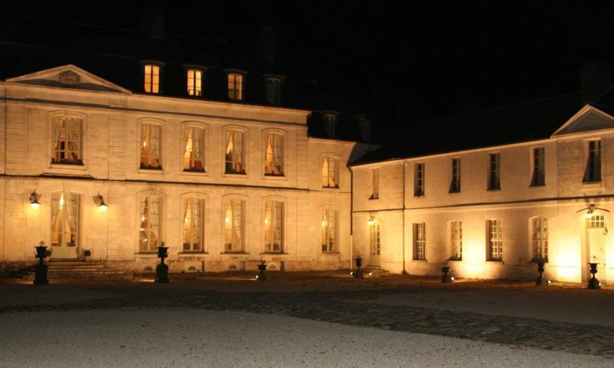 Maudetour-en-Vexin House | Château de Maudetour