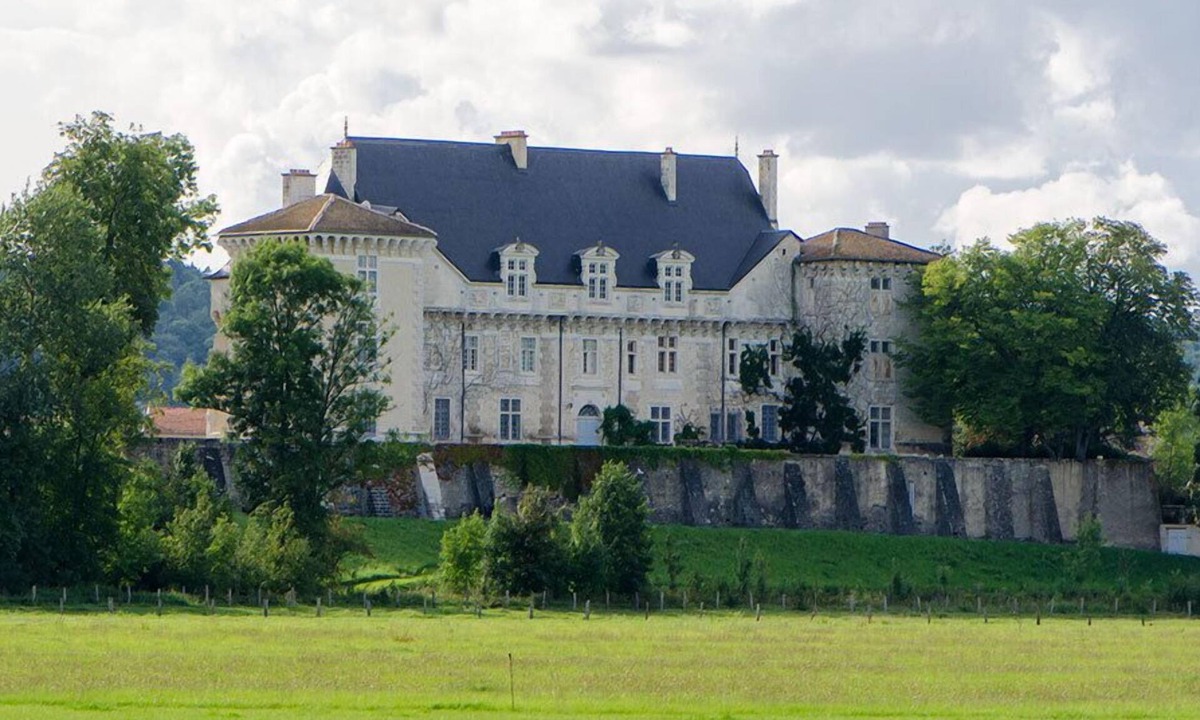 Montbras House | Château de Montbras