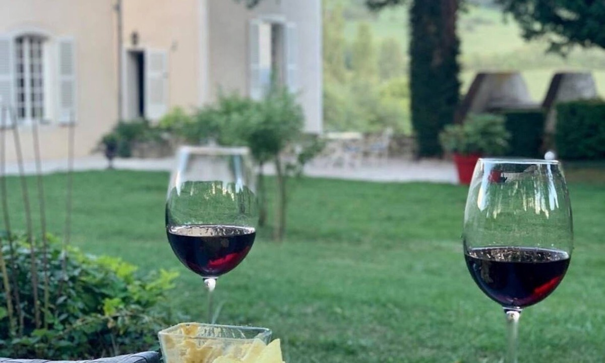 Apchat Bed & Breakfast | Château de Perpezat