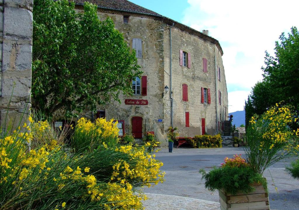 Rosans Bed & Breakfast | Château de Rosans
