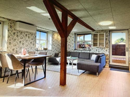 Lokken Apartment | Château de Sus