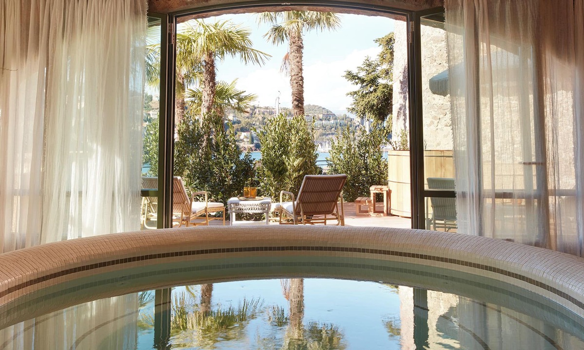 Theoule-sur-Mer Hotel | Château de Théoule