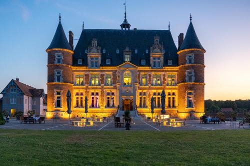 Boissey-le-Chatel Hotel | Château de Tilly