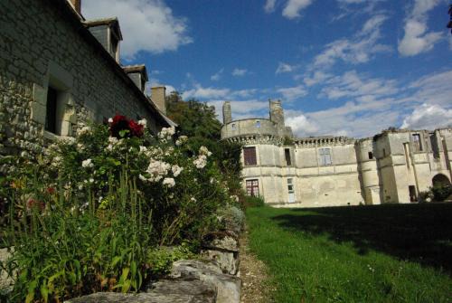 Veuil Bed & Breakfast | Château de Veuil
