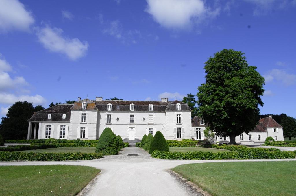 Villemorien House | Château de Villemorien