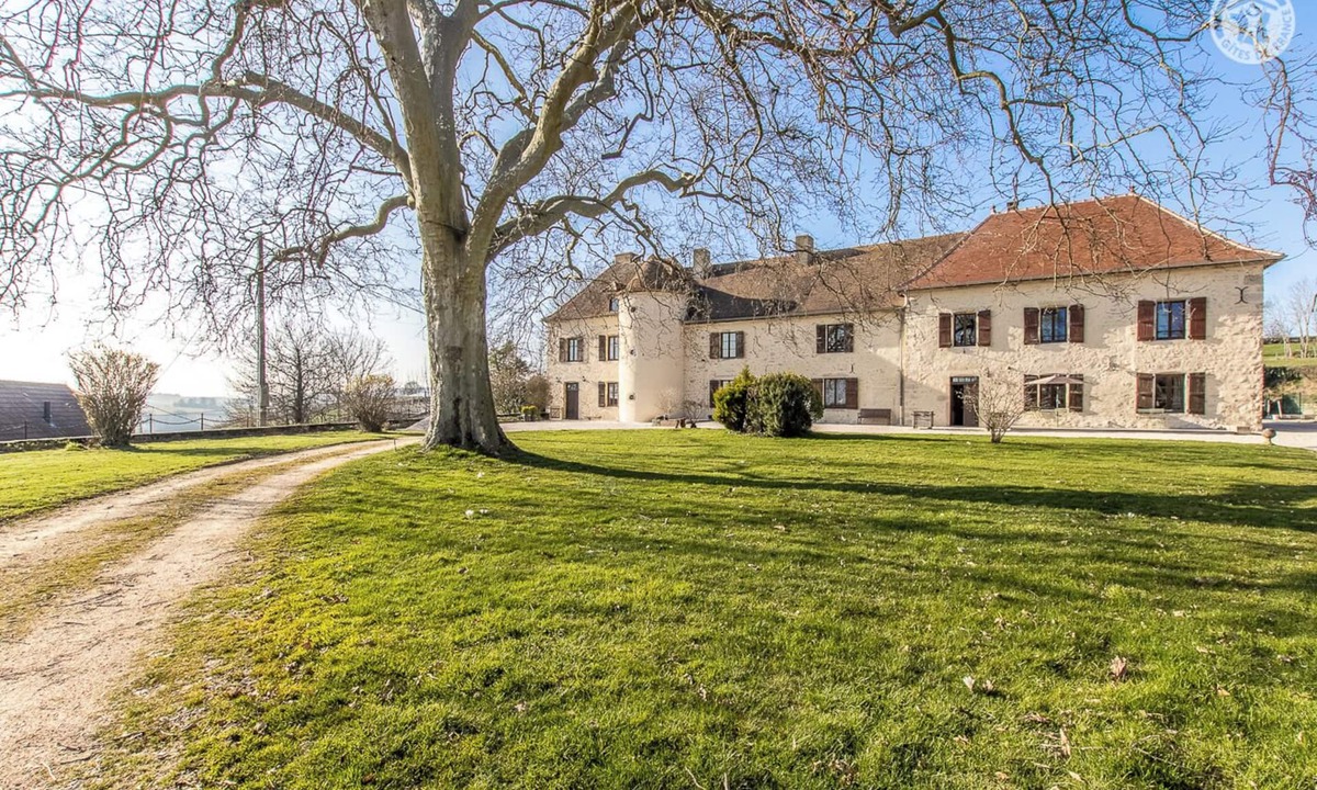 Mary House | Château des Hauts Monts