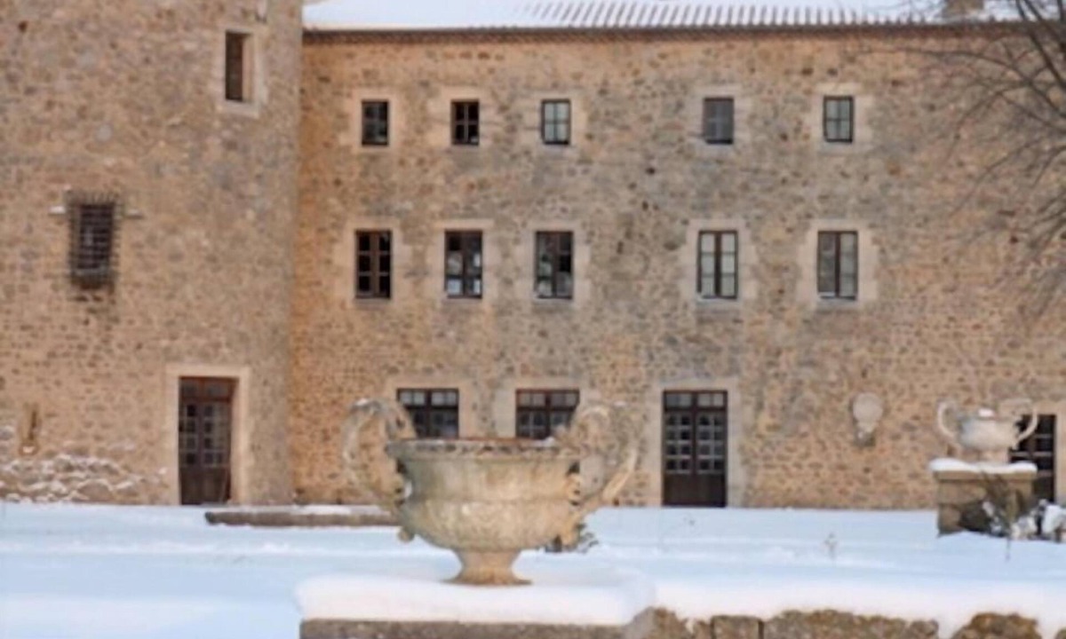 Pommare House | Château du Besset
