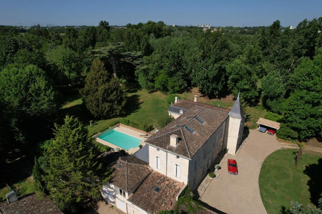 Artigues-pres-Bordeaux Bed & Breakfast | Château Fleur D'Aya