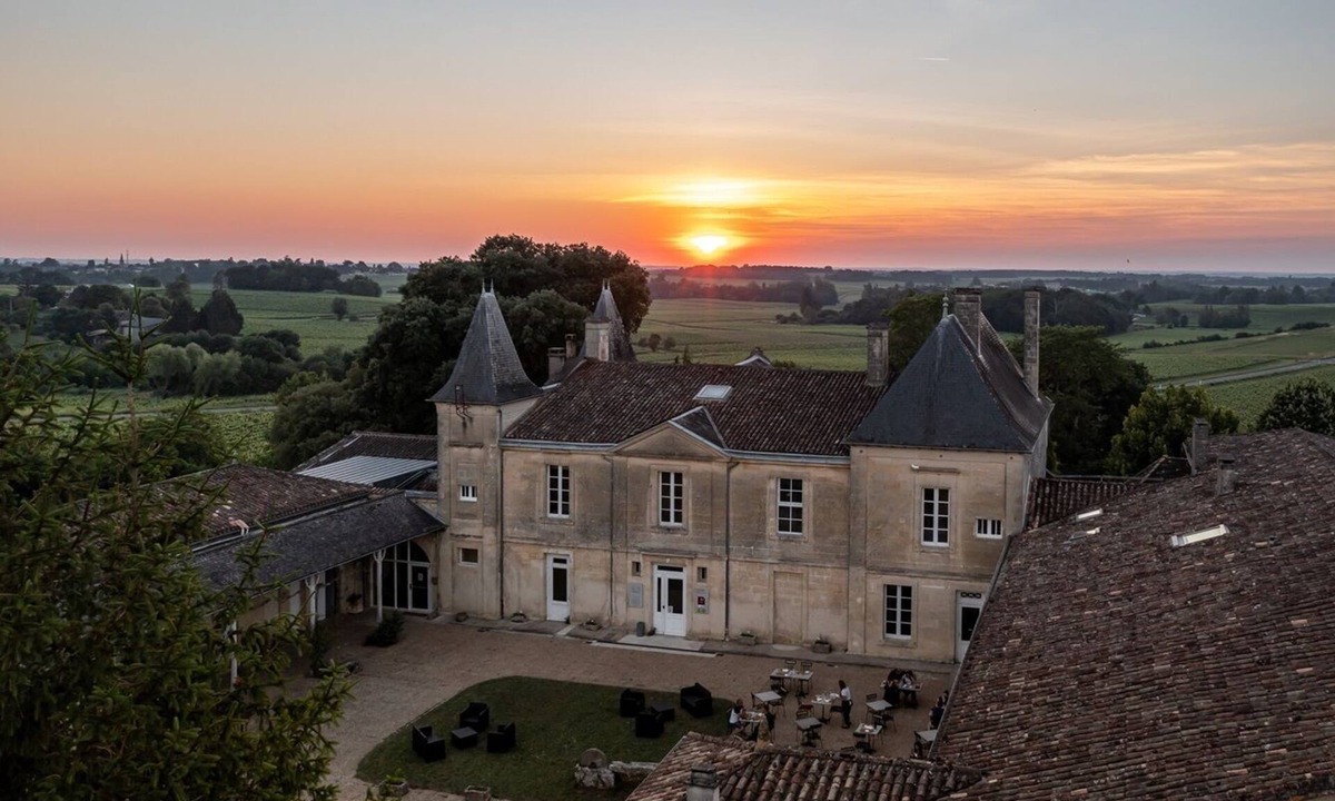 Puisseguin Hotel | Château Fleur de Roques