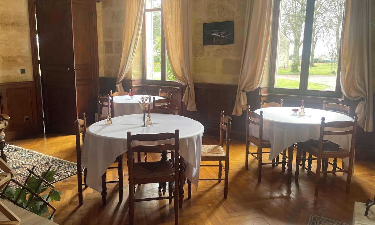 Virsac Hotel | Château Julie