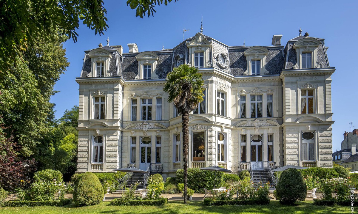 Saumur Hotel | Château La Comtesse de Loire & Spa