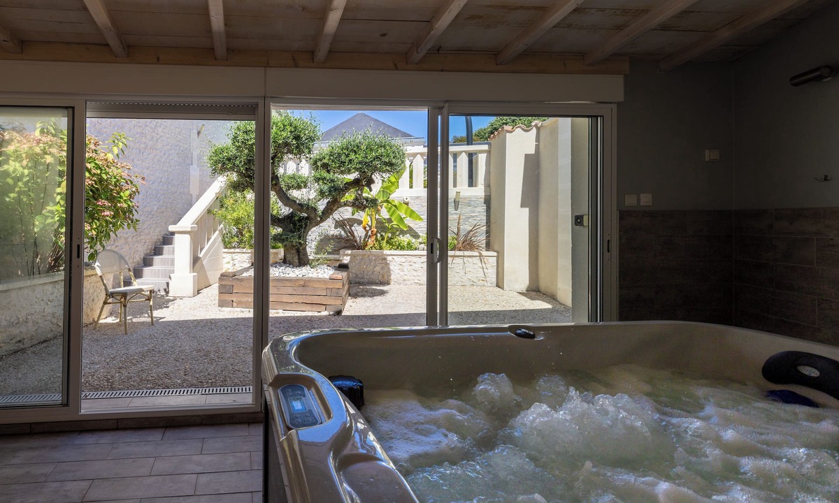 Cognac Bed & Breakfast | Château Pellisson