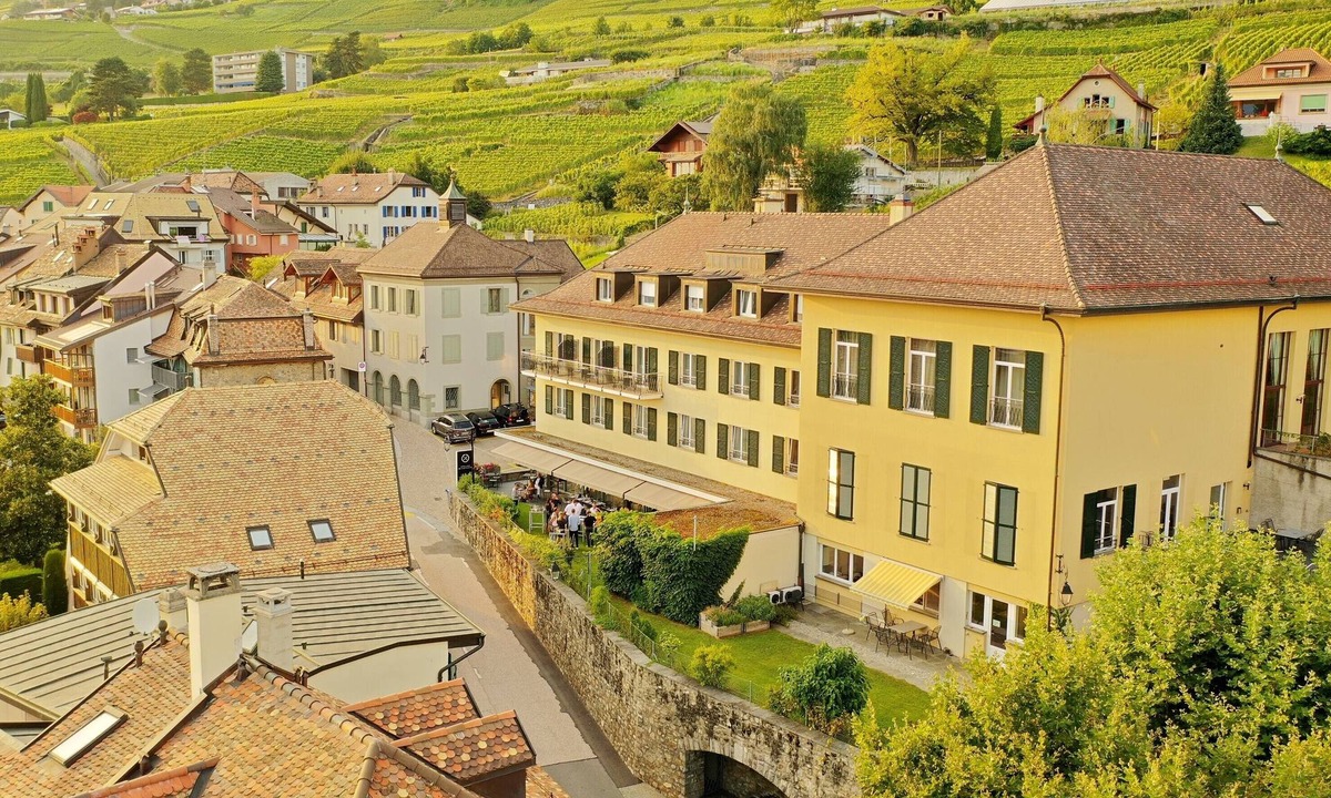 Corseaux Hotel | Châtonneyre Hôtel et Restaurant