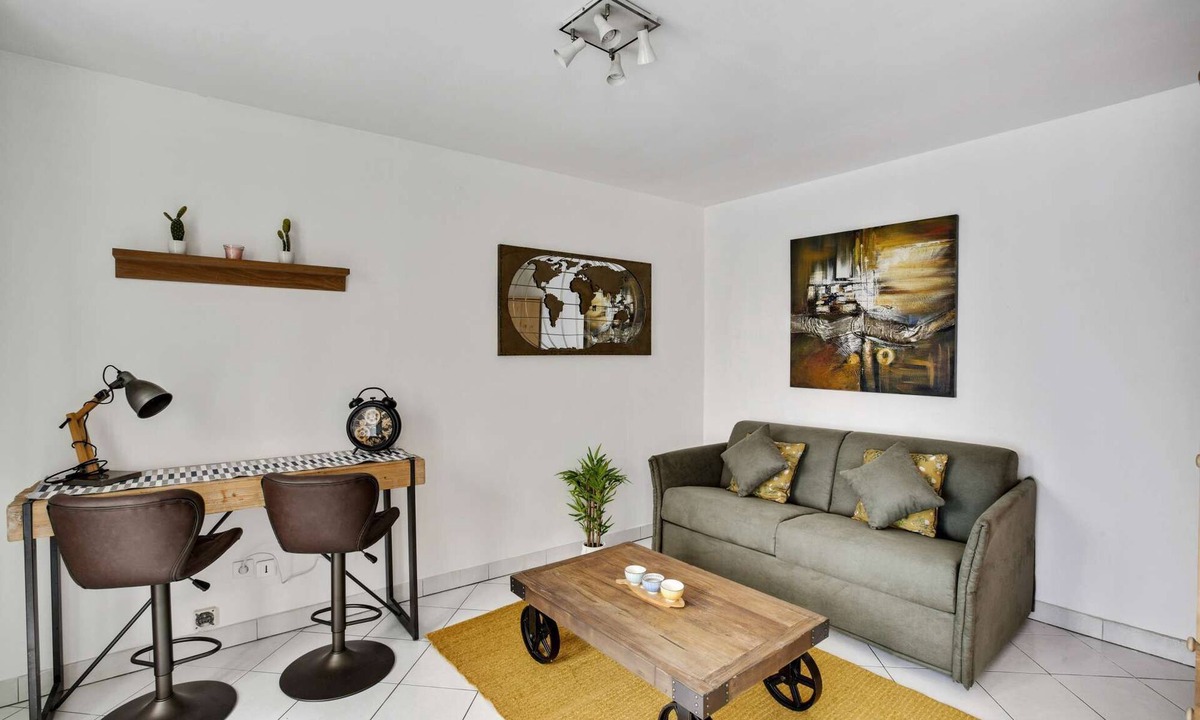 Epinettes Apartment | Chic Studio With Terrace Downtown Paris