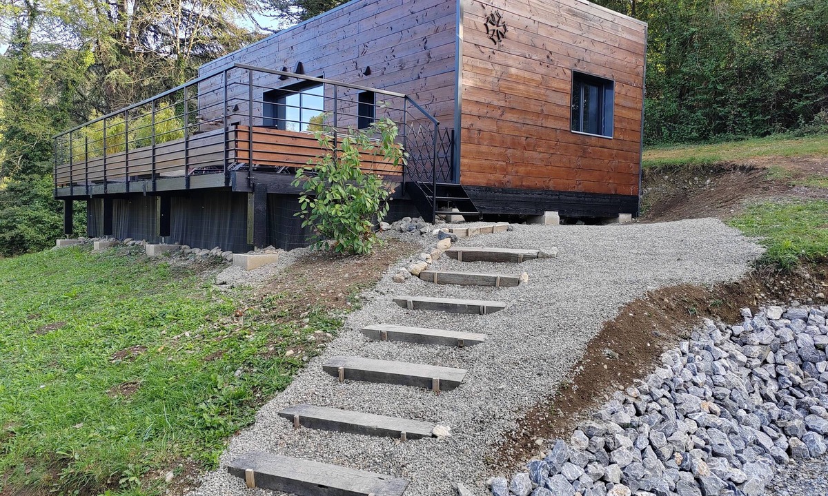 Loures-Barousse Apartment | Charming mountain gîte