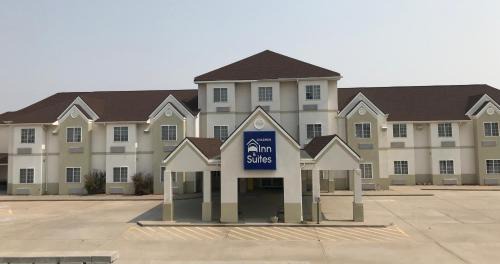 Chadron Hotel | Chadron Inn & Suites