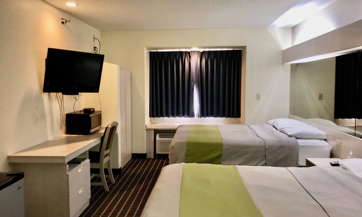 Chadron Hotel | Chadron Inn & Suites