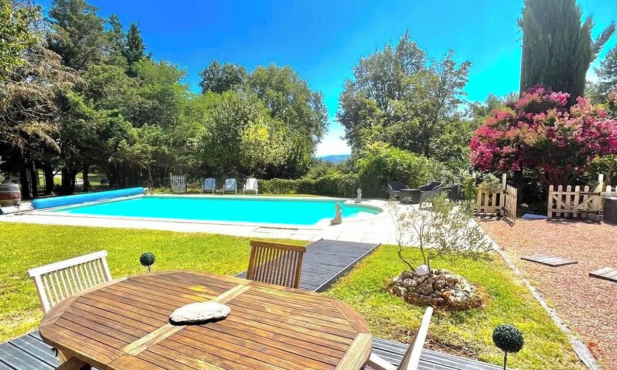 Lisle-sur-Tarn Apartment | Chai Rénové Au Cœur Des Vignobles - Piscine