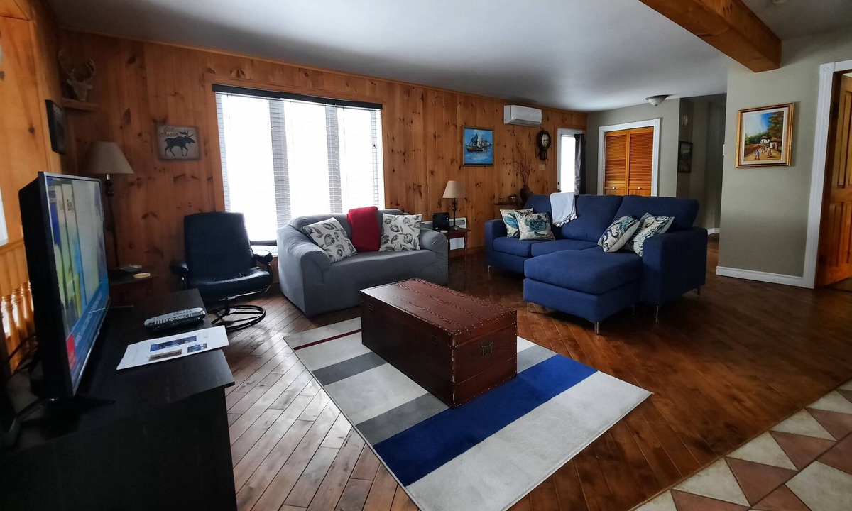 Sainte-Emelie Ski Chalet | Chalet Belle Rive (Sliding and skiing)