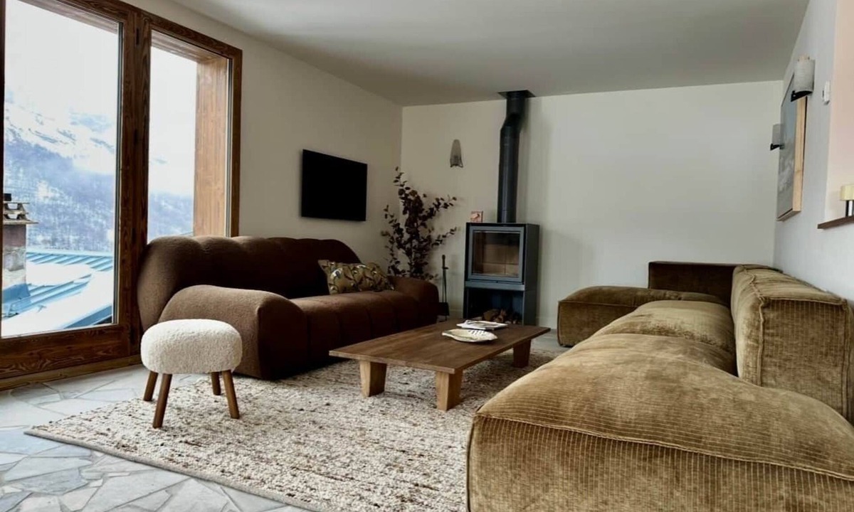 Praranger Ski Chalet | Chalet Arvi