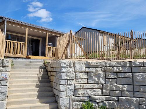 Arzal Ski Chalet | Chalet 2 chambres au calme avec terrasse en Bretagne - FR-1-783-15
