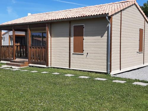 Marzan Ski Chalet | Chalet 2 chambres avec terrasse et climatisation près du Golfe du Morbihan - FR-1-783-19