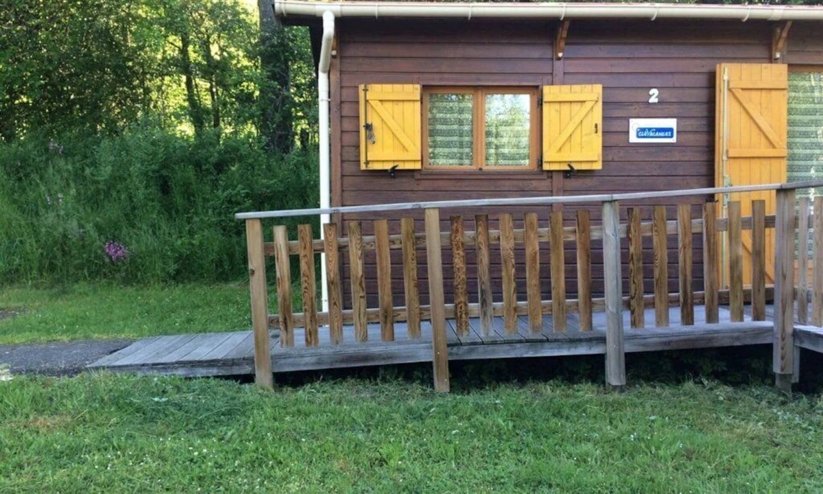 Saint-Didier-en-Velay Ski Chalet | Chalet 2 étoiles - Piscine - ccbfcfd