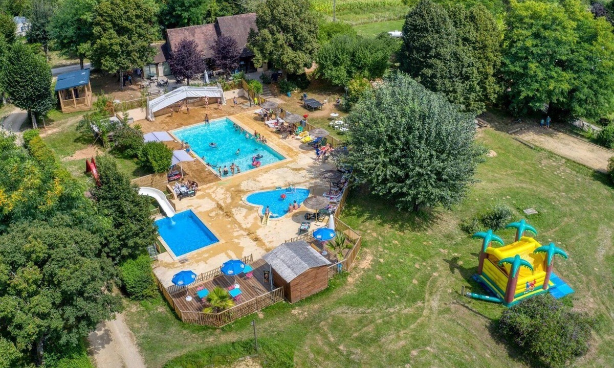 Saint-Cirq Ski Chalet | Chalet 3 étoiles - Piscine - ccbef0g