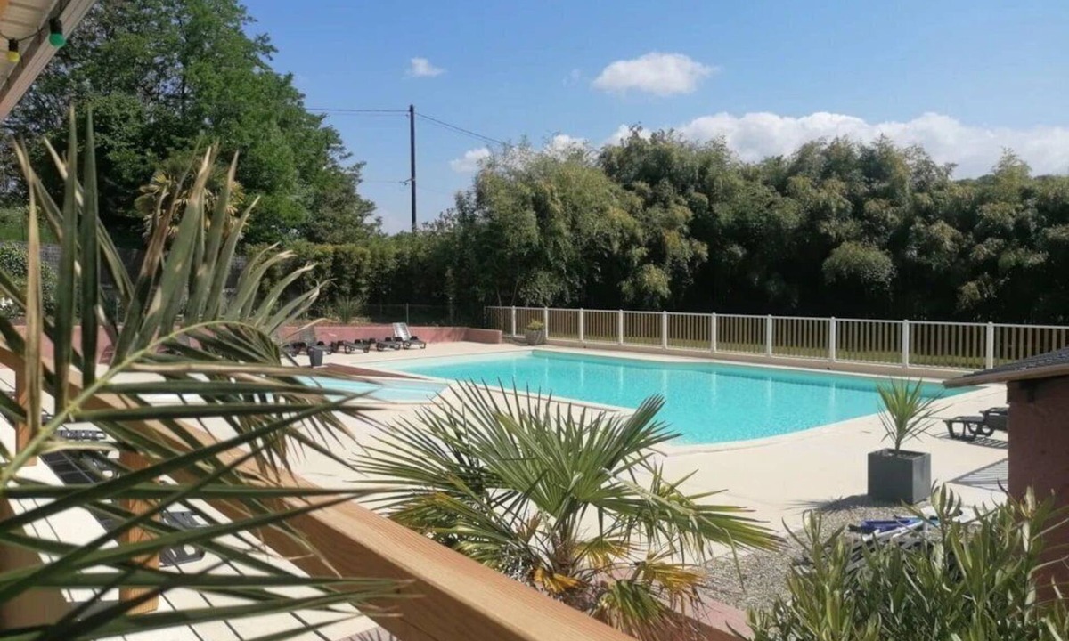 Saint-Gaultier Ski Chalet | Chalet 4 étoiles - Piscine - ccbbdfh