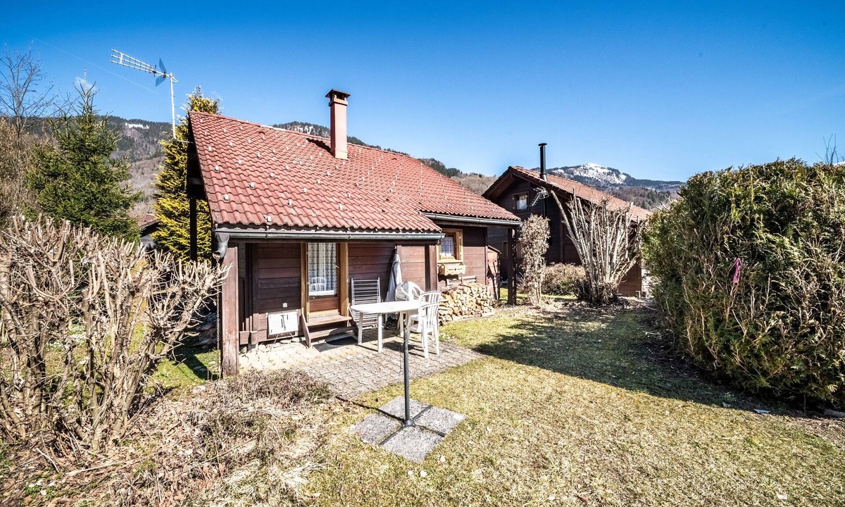 Verchaix Ski Chalet | Chalet “4p Classique-Les Ancolies”: Mountain View, Private Terrace, Wi-Fi