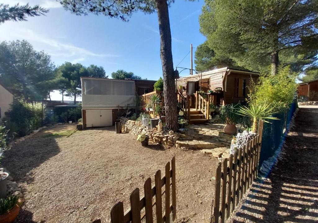 Le Castellet Other | Chalet accueillant