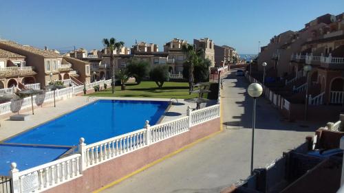 Gran Alacant House | Chalet Adosado Junto A La Piscina, Gran Alacant