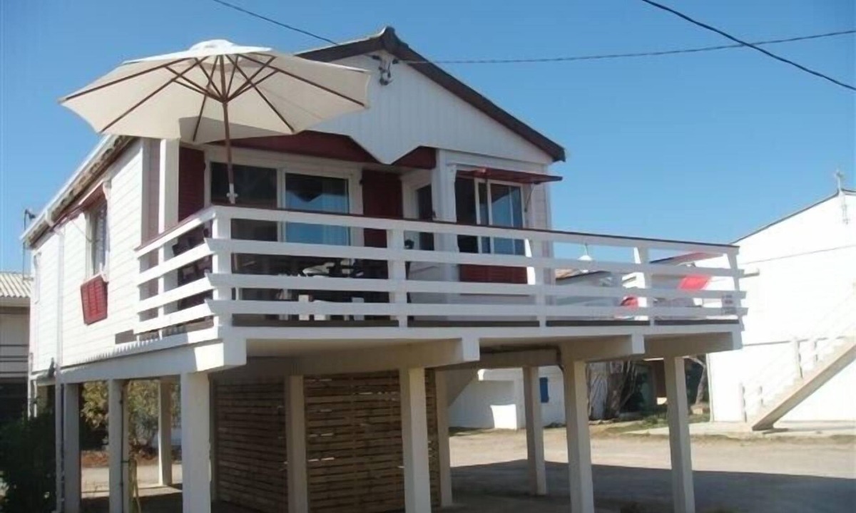 Gruissan Plage Ski Chalet | Chalet air conditioned Gruissan plage