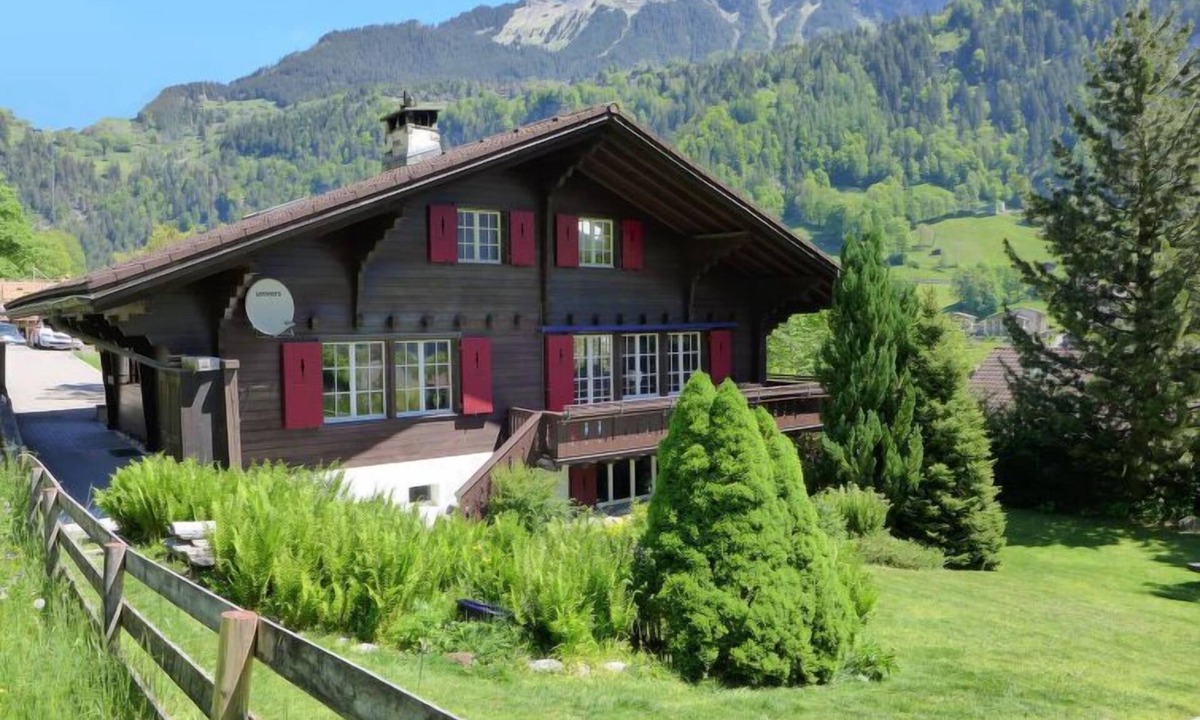 Lauterbrunnen House | Chalet am Schärm by Interhome