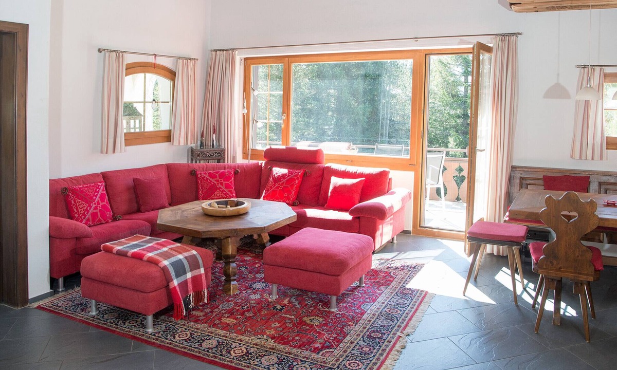 Lenzerheide Apartment | Chalet apartment with whirlpool