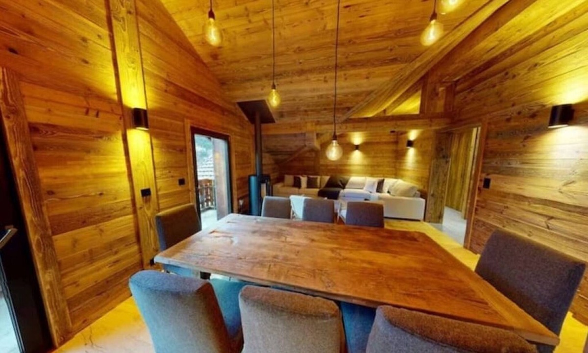 Champery Apartment | Chalet Apartment with Private Sauna
