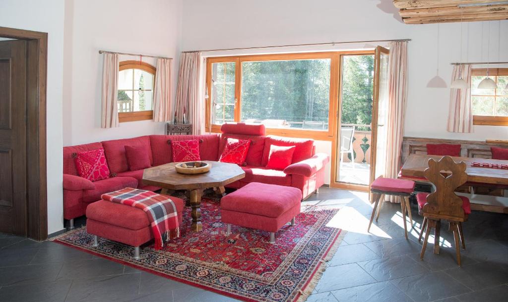 Lenzerheide Apartment | Chalet apartment with whirlpool