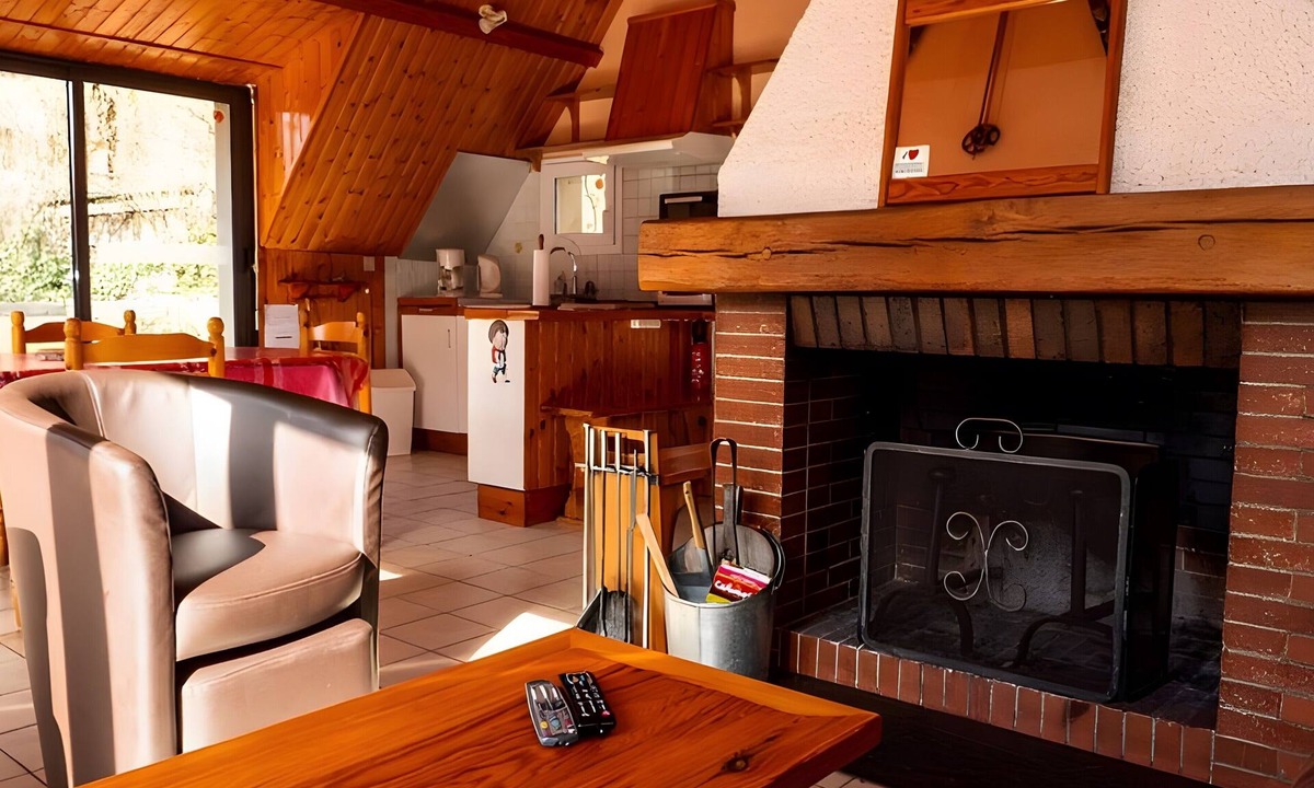 Aulus-les-Bains House | Chalet at the Foot of the Ars Waterfall – Tranquility, Nature, and Authenticity