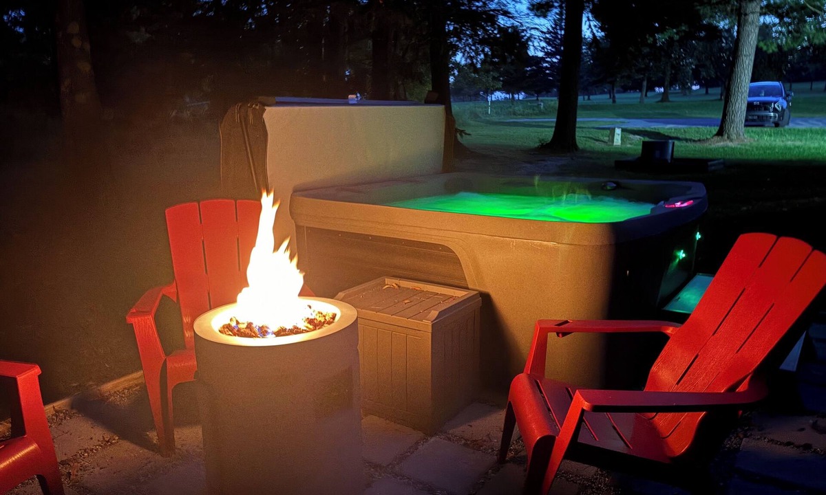 Hillman Ski Chalet | Chalet at Thunder Bay Hot tub Pontoon Boat Pet friendly