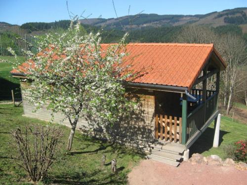 Les Noes House | Chalet au cœur des Monts de la Madeleine avec terrasse et animaux acceptés - FR-1-496-240