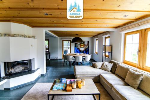 Arosa Ski Chalet | Chalet Badrutt by Arosa Holiday