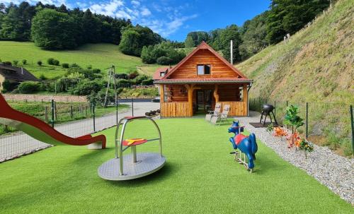 Saint-Philippe Ski Chalet | Chalet bambi