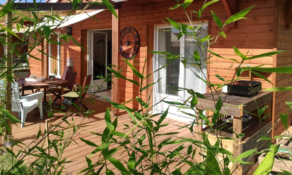 Parentis-en-Born Villa | Chalet Bambou