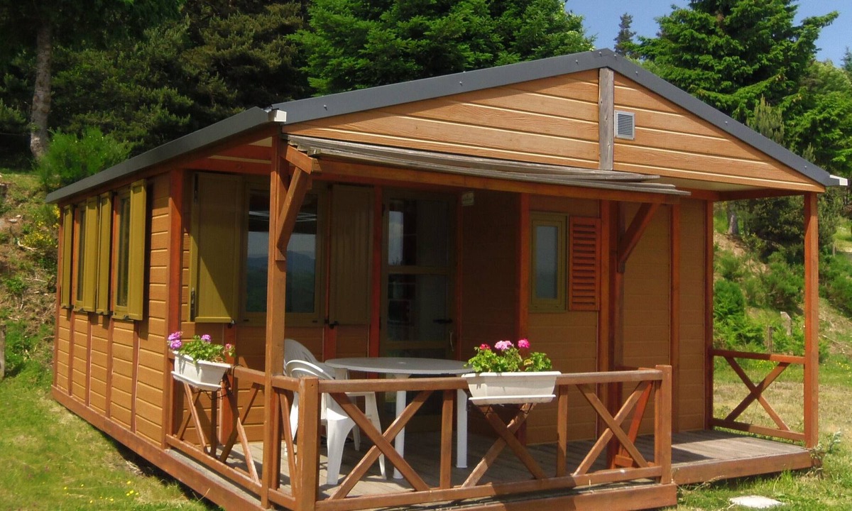 Montusclat Ski Chalet | Chalet-Basic-Private Bathroom-Mountain View